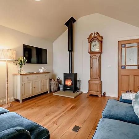 2 Bed In 91540 Feriehus Brandsby