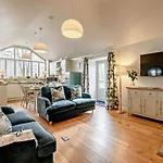 2 Bed In York Oc-91540 Feriehus *