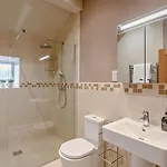 2 Bed In York Oc-91540 *