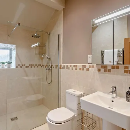 2 Bed In York Oc-91540